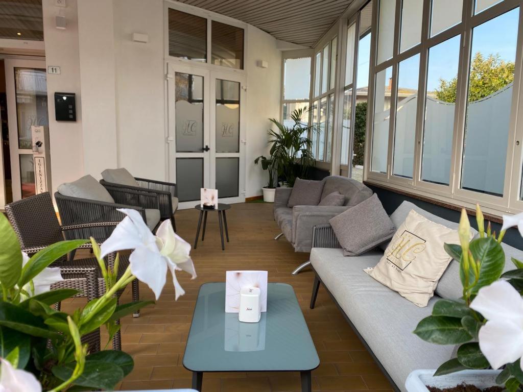 Hotel Hc Resort Lignano 利尼亚诺萨比亚多罗 外观 照片