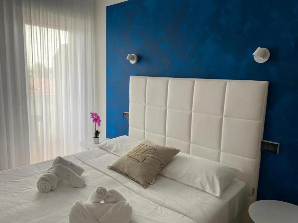 Hotel Hc Resort Lignano 利尼亚诺萨比亚多罗 外观 照片