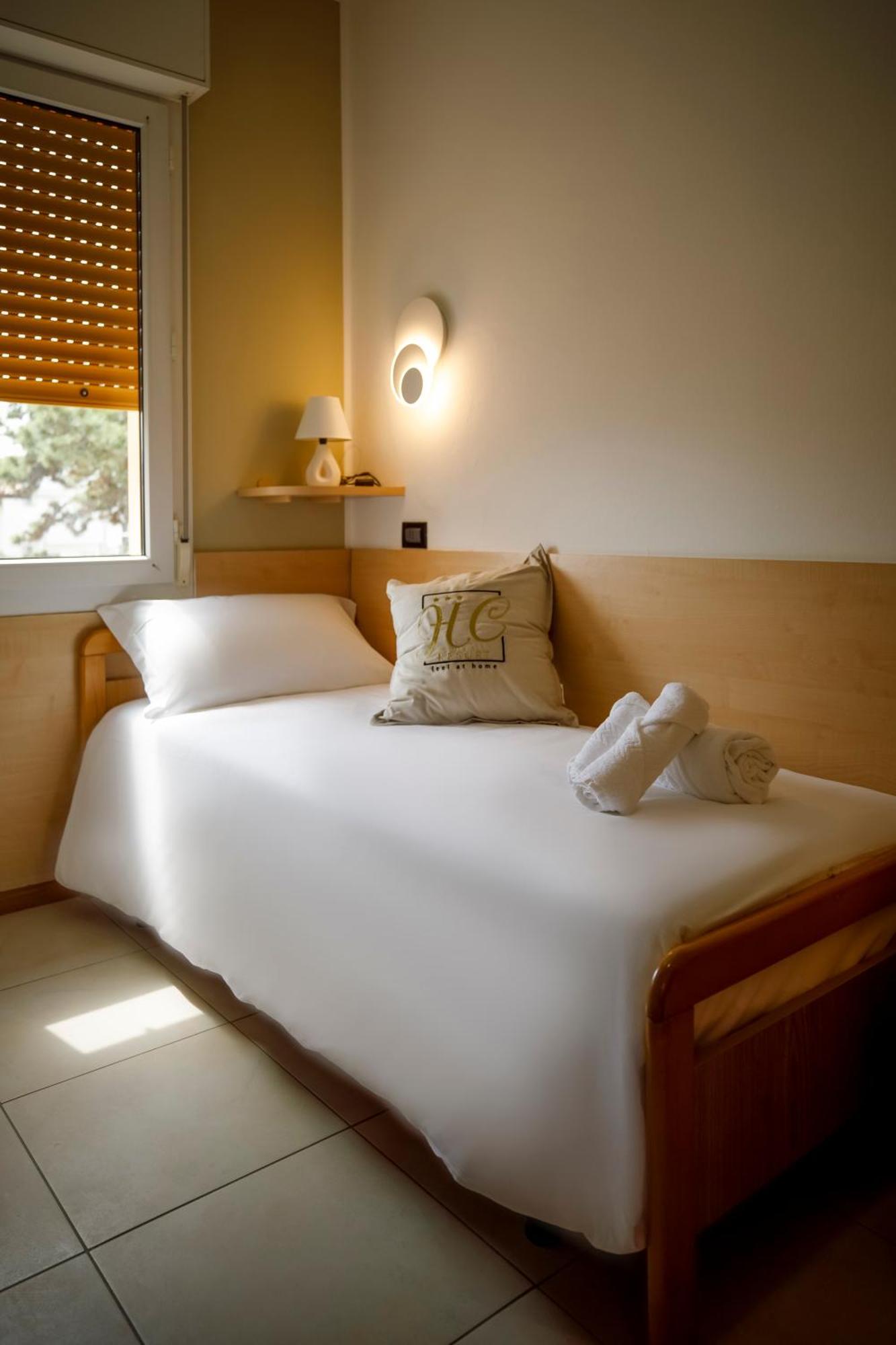 Hotel Hc Resort Lignano 利尼亚诺萨比亚多罗 外观 照片
